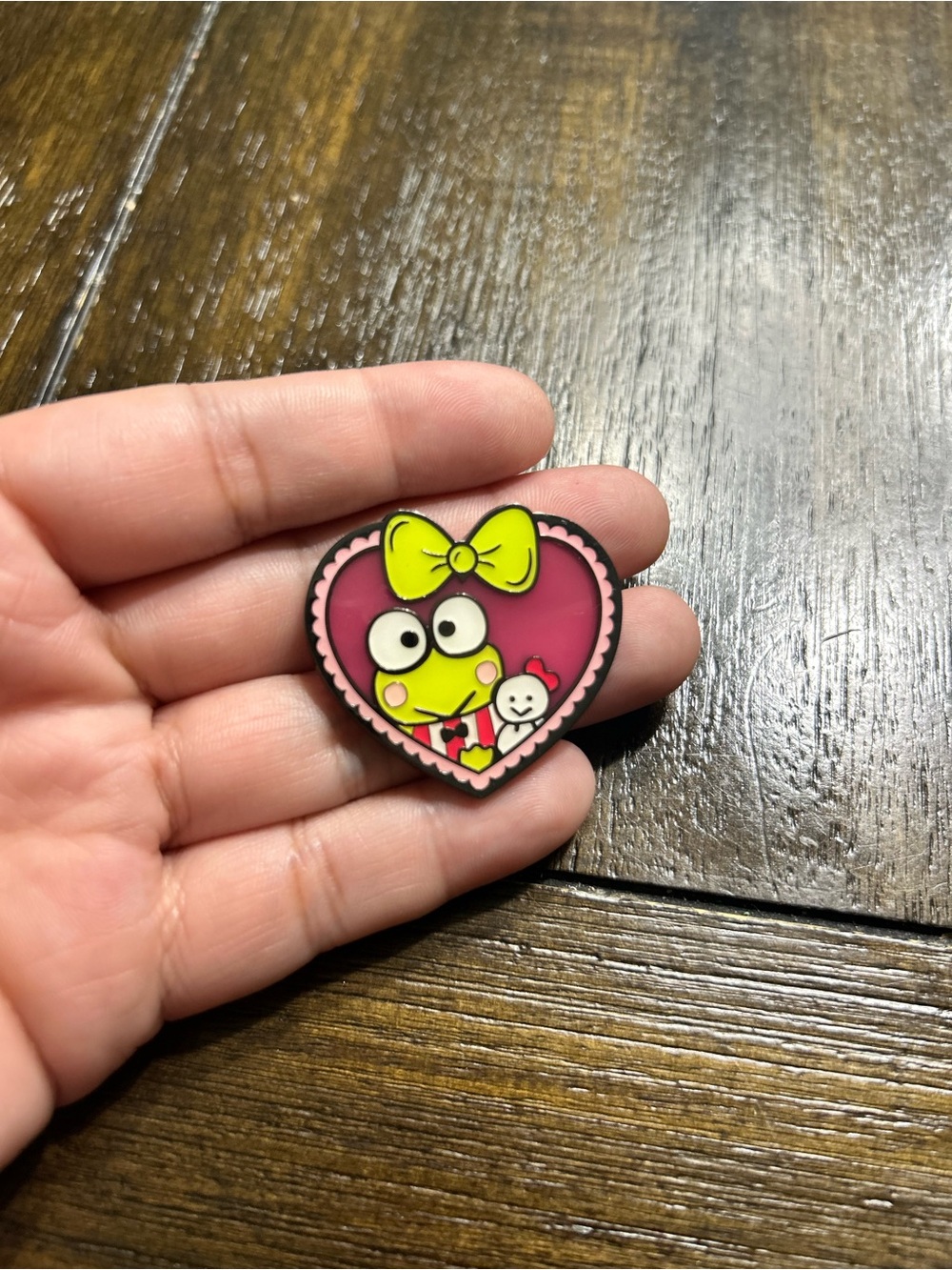 Keroppi Heart Pin
